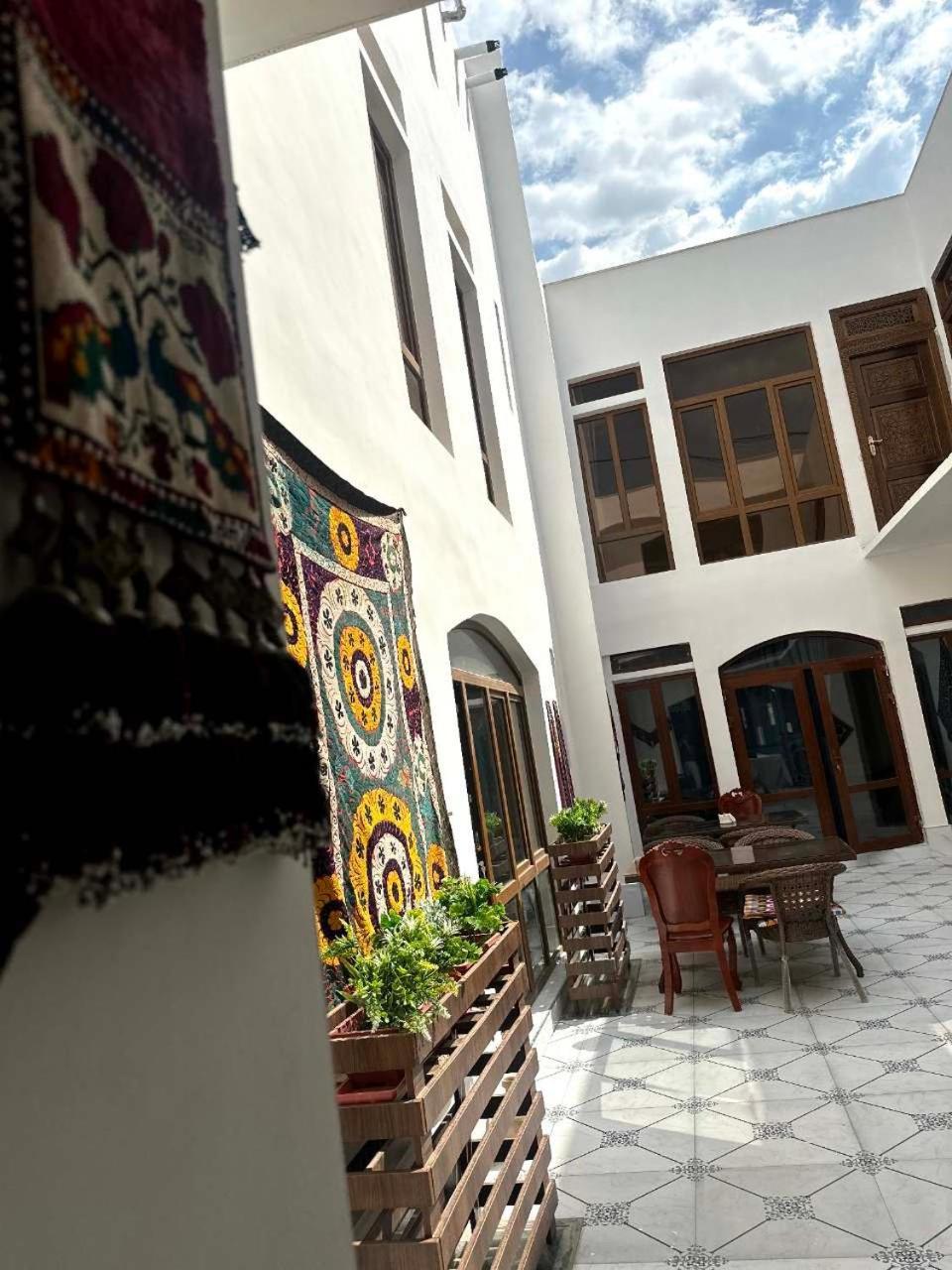 Art Suzani National House Hotel Buchara Buitenkant foto