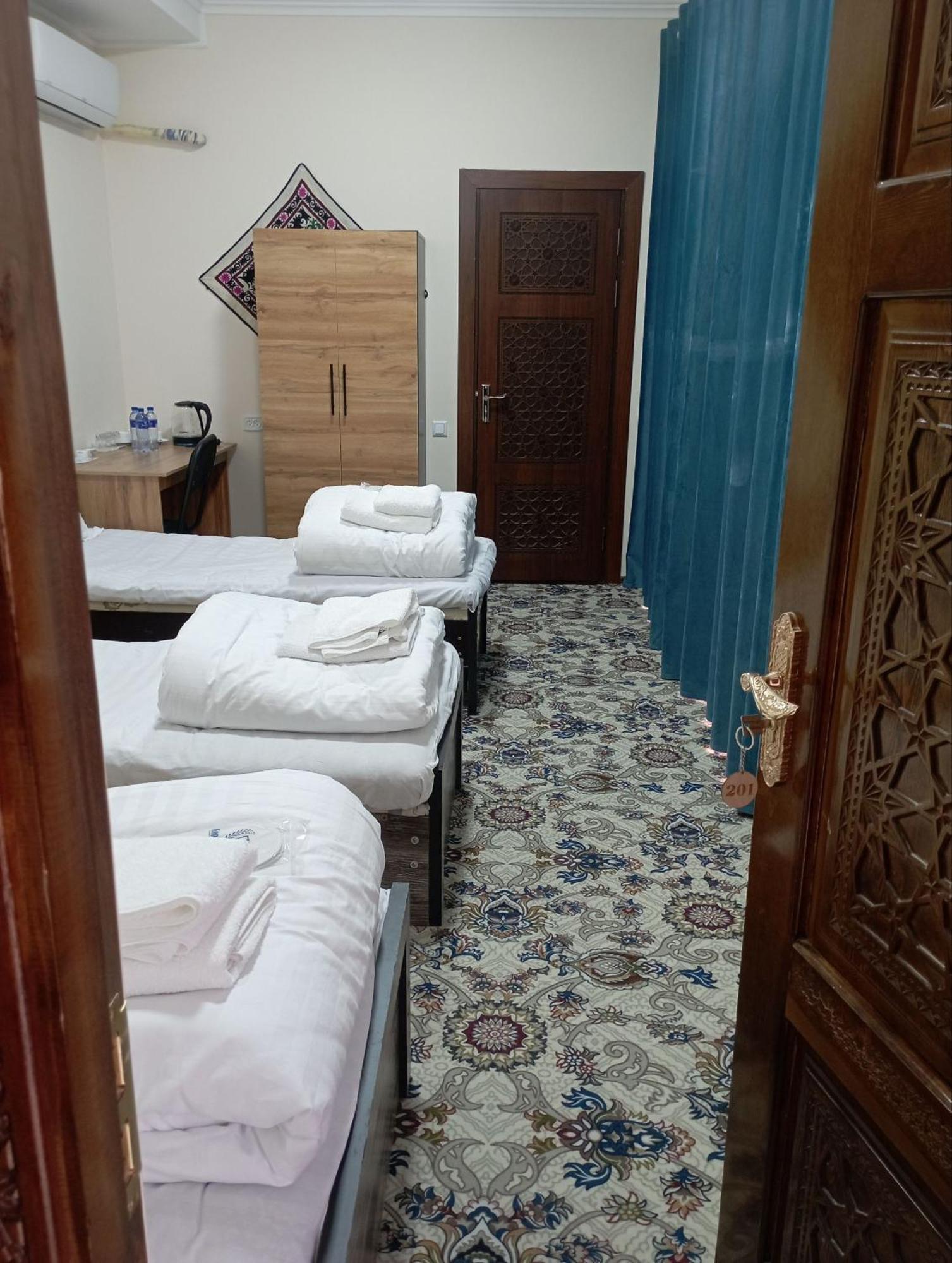 Art Suzani National House Hotel Buchara Buitenkant foto