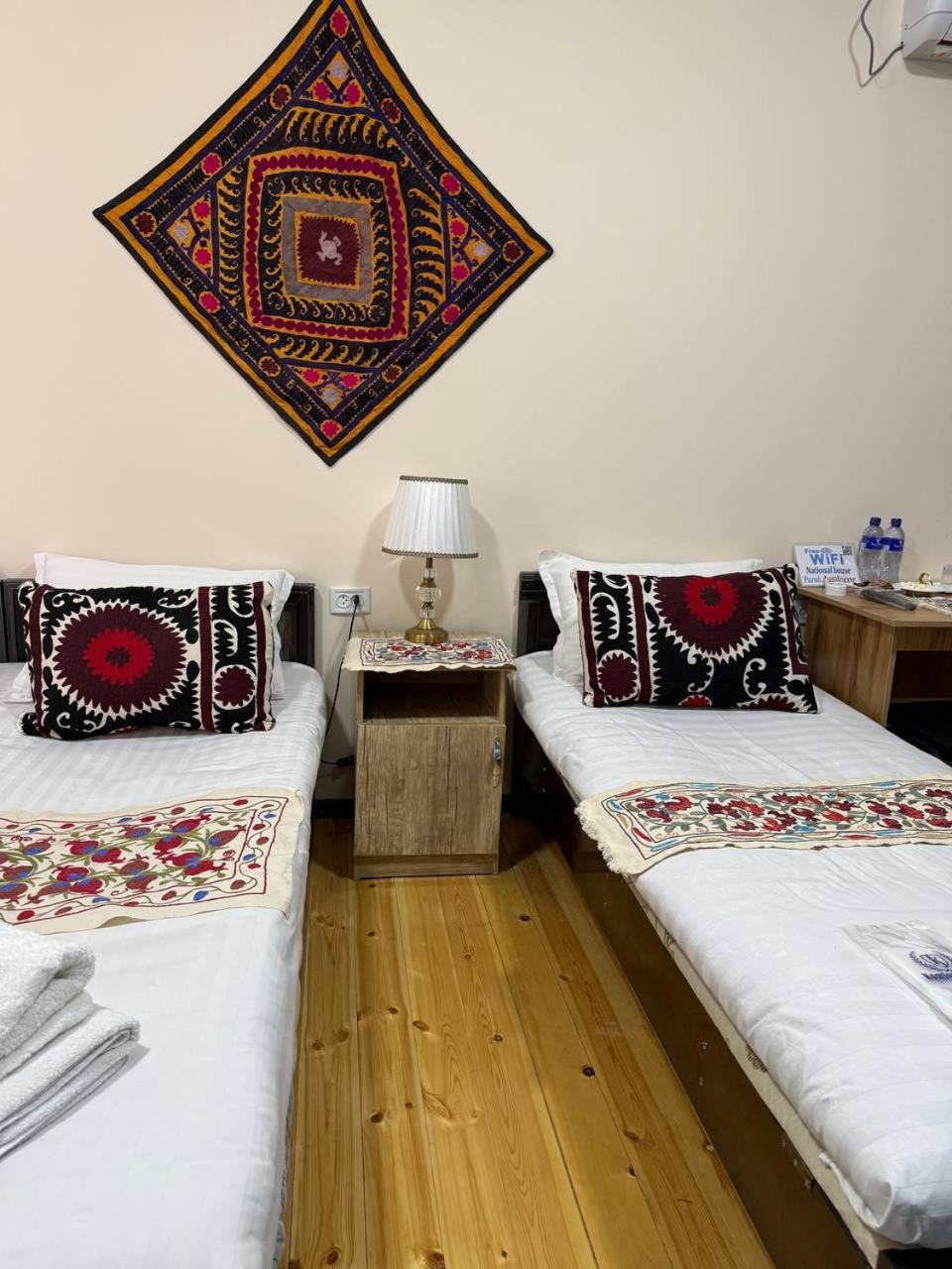 Art Suzani National House Hotel Buchara Buitenkant foto